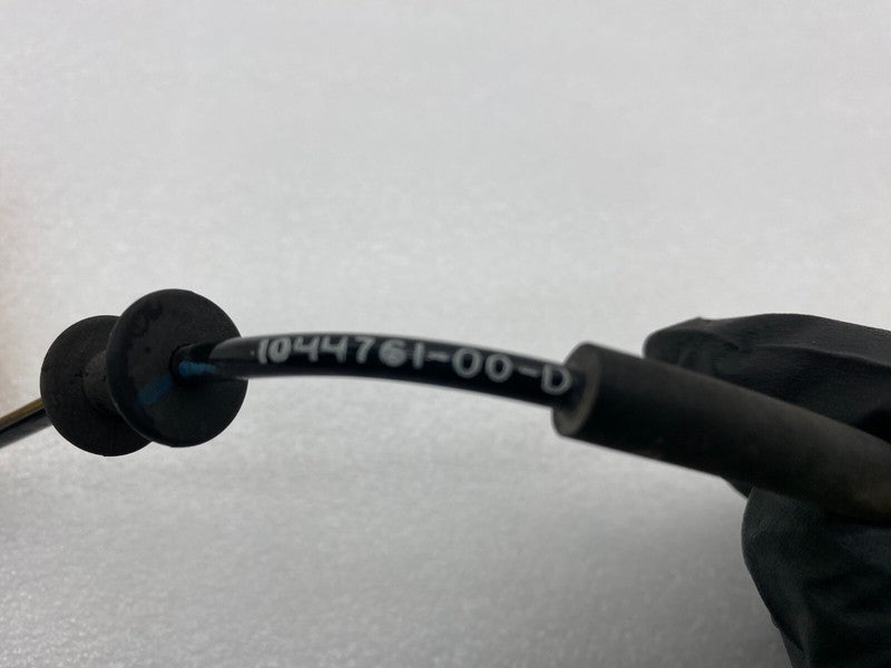 104476100D ⭕17-23 Model 3 Front Left or Right Anti-Lock ABS Wheel Speed Sensor 1044761-00-D