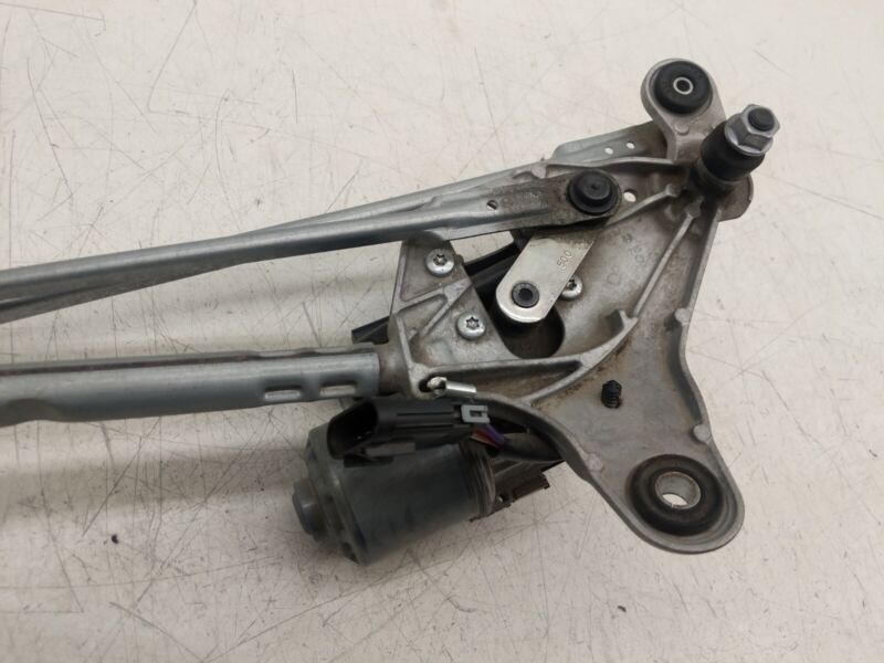 1076725 00 D ⭕ 2017-2023 Model 3 Front Windshield Wiper Motor Linkage Module OEM 1076725-00-D