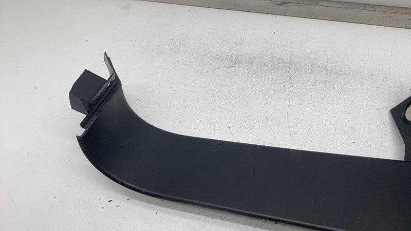 PT00012129 ⭕2022-2024 Rivian R1T Front Right Gear Tunnel Trim Cover Panel Button PT00012129