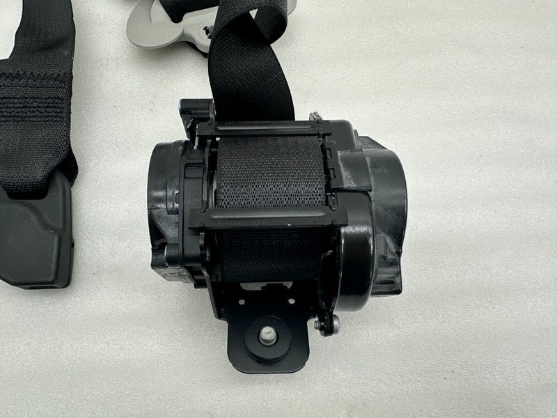 1081279 01 H ⭕ 2017-2023 Tesla Model 3 Front Side Seat Belt and Retractor Right 1081279-01-H