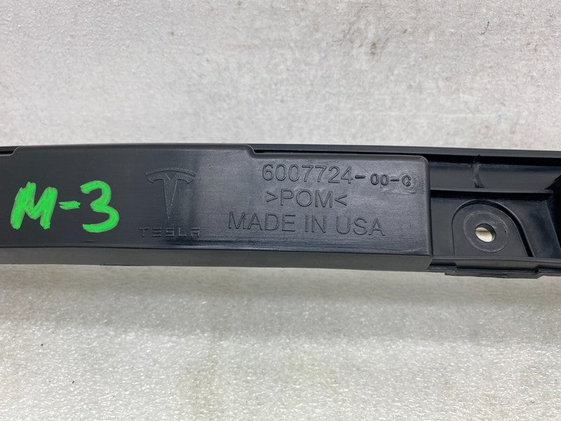 600772400C ⭕ 12-25 Model S Rear Body Attachment Bumper Center Support Bracket 6007724-00-C