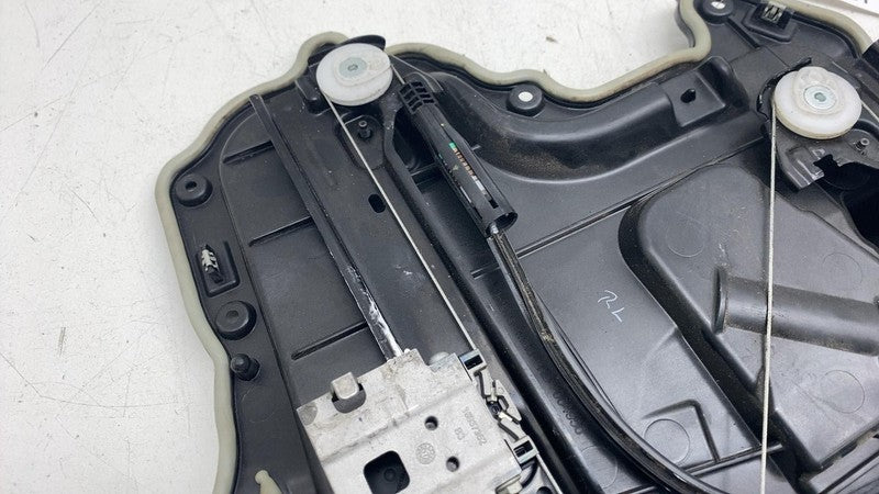 ⭕ 2017-2023 Tesla Model 3 Rear Right Door Window Regulator & Motor 109