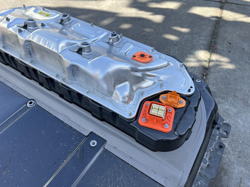 1104432-00-M ⭕ 2019 Tesla Model 3 Battery Module Pack Mid Range RWD 1104432-00-M PARTS ONLY
