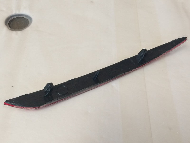 1077406-00-F ⭕17-23 Model 3 M3 Rear Driver Side Bumper Light Reflector Lamp Left 1077406-00-F