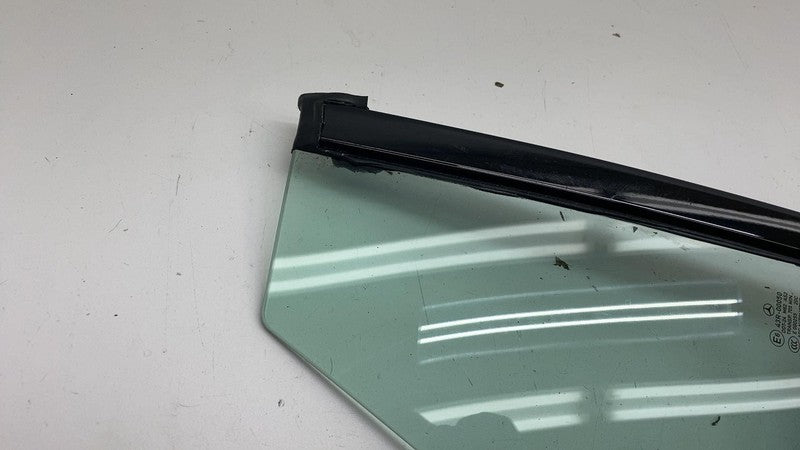 A2977303200 ⭕ 2022 EQS 450+ V297 Rear Right Quarter Fixed Door Window Glass Vent A2977303200