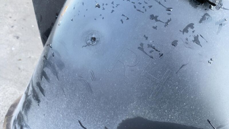 A 166 884 14 22 2016 Mercedes-Benz GLE350 Rear Inner Fender Liner Splash Guard Shield Right RH