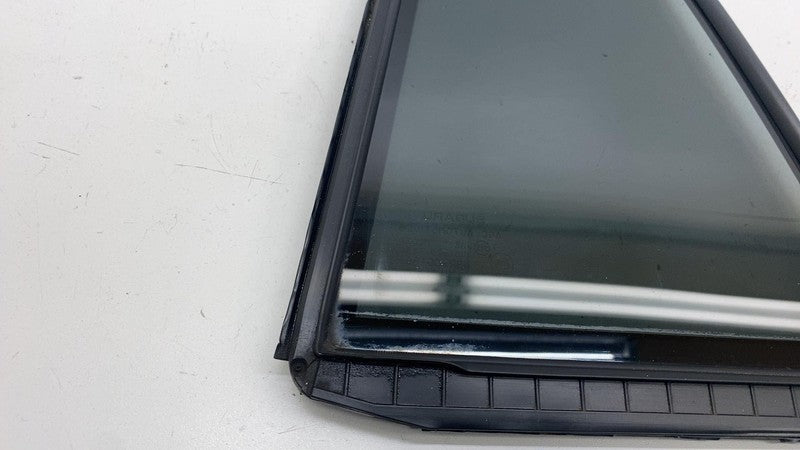 ⭕ 2018-2023 Subaru XV Crosstrek Rear Passenger Side Door Corner Vent Glass Right