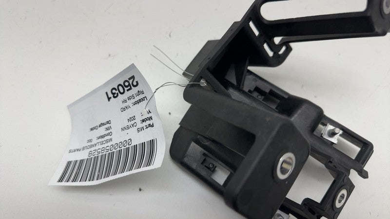 9Y3 867 234 D ⭕ 19-24 Porsche Cayenne Front Passenger Side Blindspot Spot Mount Bracket Right