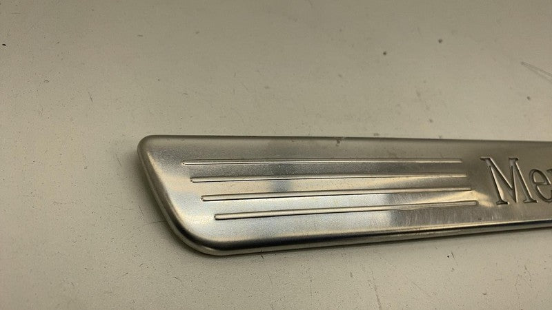 A2466805400 ⭕13-19 Mercedes-Benz B-Class W242 Front Left or Right Door Sill Trim A2466805400