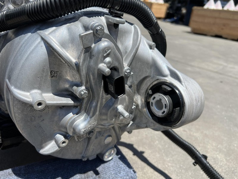 1109000-00-D 2017-2020 Tesla Model 3 Rear Drive Unit Engine Motor Assembly 1120980-00-F