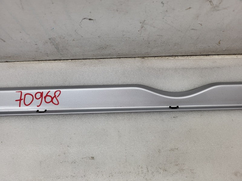 101221700F ⭕12-23 Tesla Model S Passenger Side Skirt Molding Scuff Plate Right 1012217-00-F