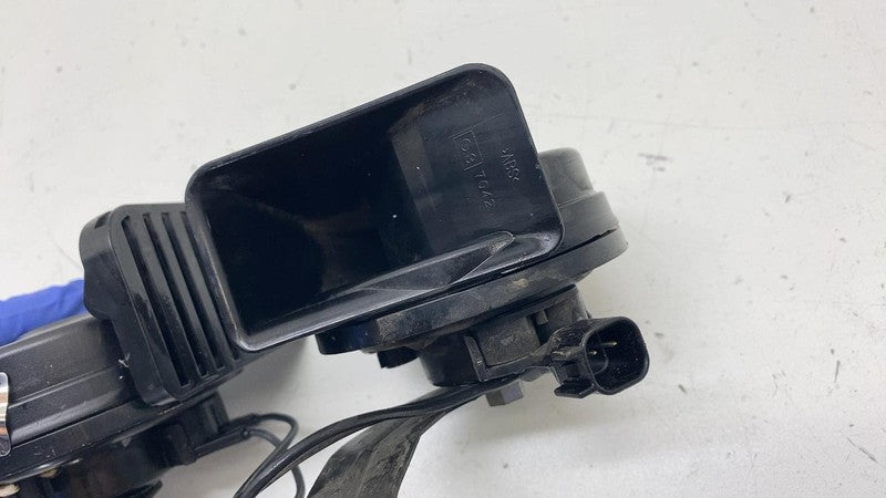 ⭕ 2017-2022 Chrysler Pacific FIAMM Hight & Low Pitch Tone Horn Signal w/ Bracket