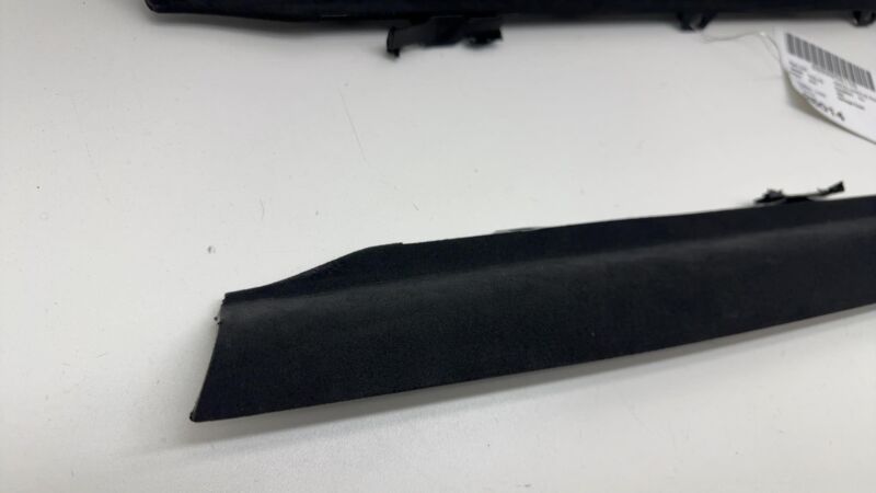 105154706C ⭕16-23 Model X Rear Left & Right Falcon Door Gap Hider 1051547-06-C/1051556-06-C