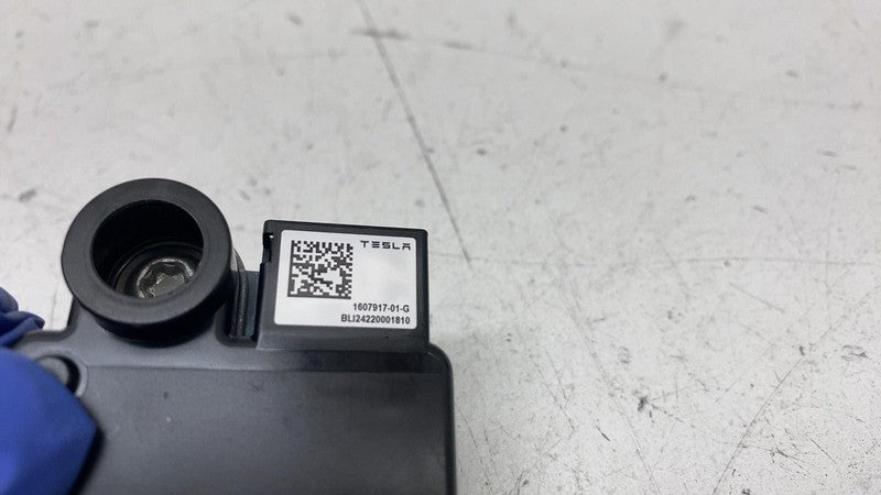 ⭕ 2025-2026 Tesla Model Y Interior Cabin Radar Sensor Module Unit 1607