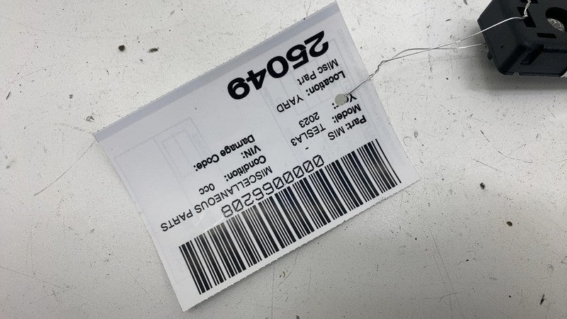 ⭕ 17-23 Model 3 Y Rear Left Radio Antenna Noise Filter Amplifier LH 15