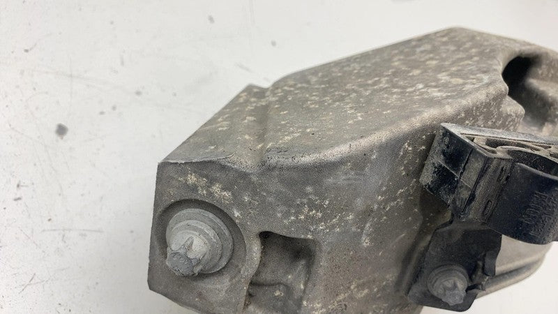 6864595 ⭕ 2018-2023 BMW 530e Driver Side Engine Motor Mount Bracket Support Left 6864595