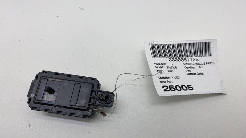 2020-2024 BMW 530e G30 Radio Receiver Antenna Remote Control Module 79