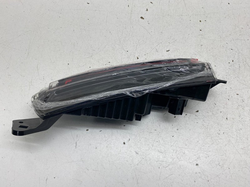 1712513 00 D ⭕ 24-26 Tesla Model 3 Rear Left Taillight Lower Bumper Taillamp LH 1712513-00-D