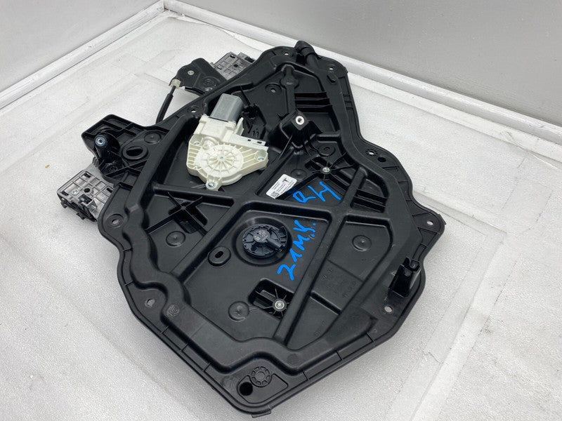 ⭕ 20-24 Tesla Model Y Rear Passenger Right Window Regulator & Motor 14