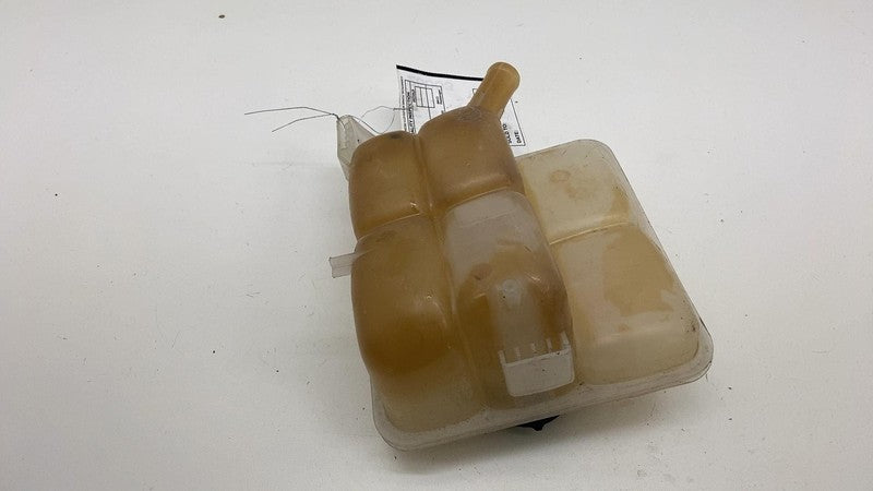 8V618K218AE 2013-2018 Ford C-Max Radiator Coolant Expansion Overflow Reservoir 8V61-8K218A-E