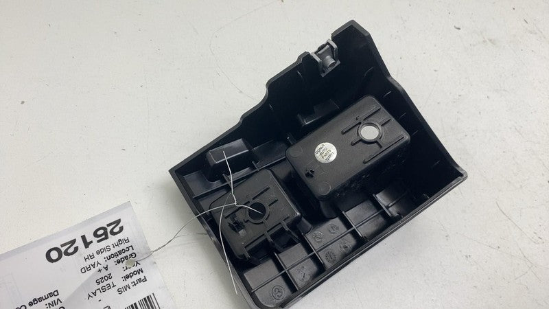 149403900E ⭕ 2020-2024 Tesla Model Y MY Rear Right Taillight Tail Lamp Bracket 1494039-00-E