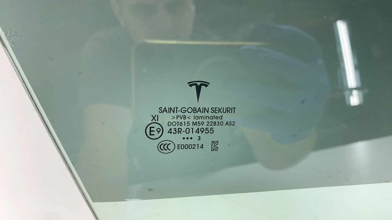 ⭕ 2021-2023 Tesla Model 3 Front Passenger Door Window Glass Right (Dou