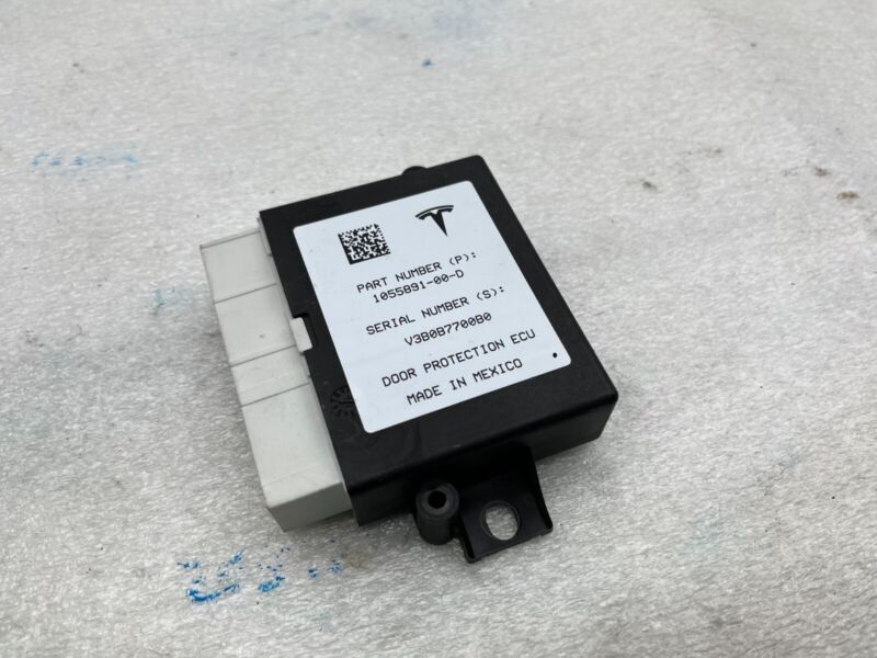 1055891 00 D ⭕16-23 Model X Rear Left Falcon Door Ultrasonic Control Module Unit 1055891-00-D