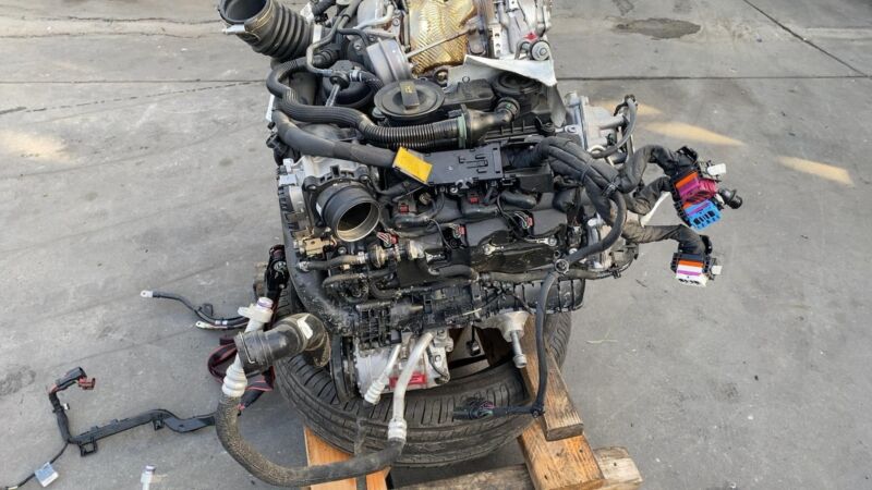 06M103403 ⭕  2024-2025 Porsche Cayenne Coupe AWD 3.0L V6 Engine Turbo Assembly 9YB