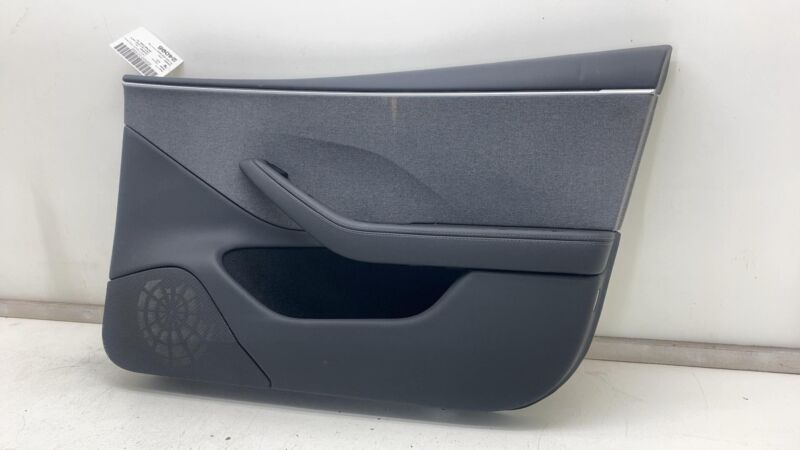 ⭕ 2024 2025 Tesla Model 3 Front Passenger Highland Door Panel Trim Card Right