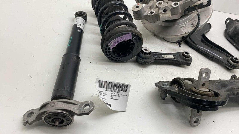 ⭕ 17-25 Chrysler Pacifica Rear Left Spindle Knuckle + Strut + Control 