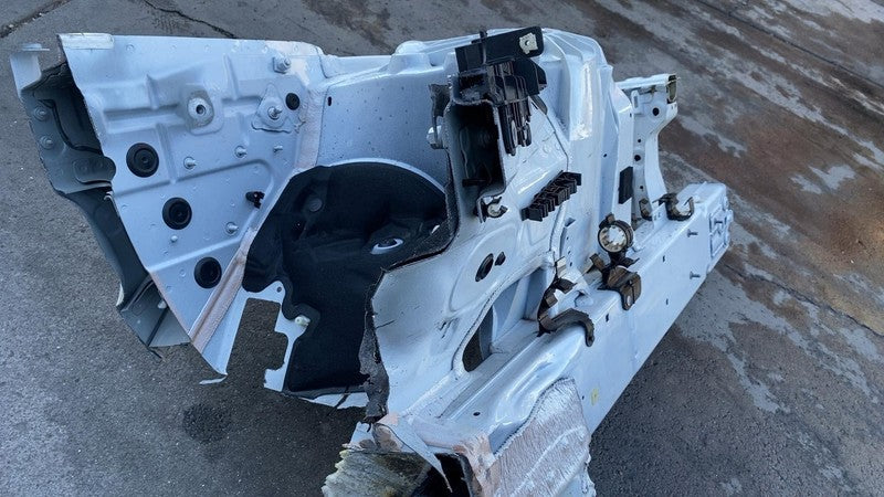 ⭕2018 2019 BMW 530e Front Driver Side Body Frame Horn Structural Cutou