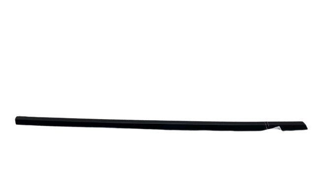 ⭕ 20-24 Model Y Front Passenger Door Window Outer Belt Seal Right 1495