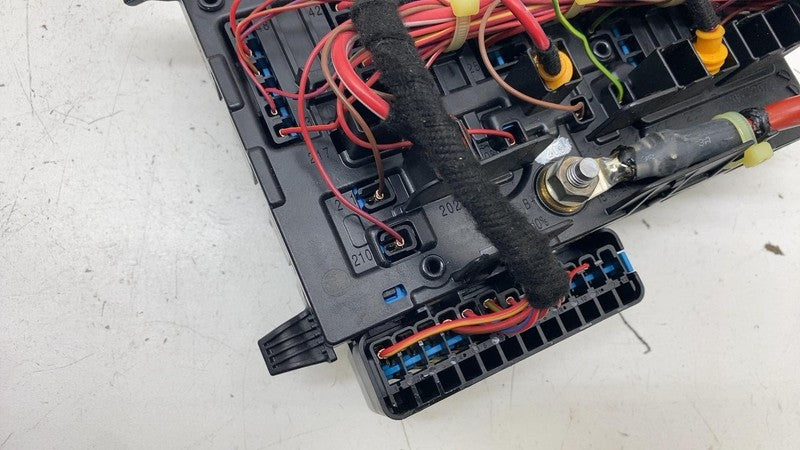 ⭕ 14-21 BMW i3 I01 Cabin Fuse Box Power Distribution Relay Module Unit