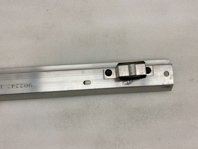 151849599B ⭕ 20-24 Model Y Front Luggage Storage Frunk Reinforcement Support 1518495-99-B