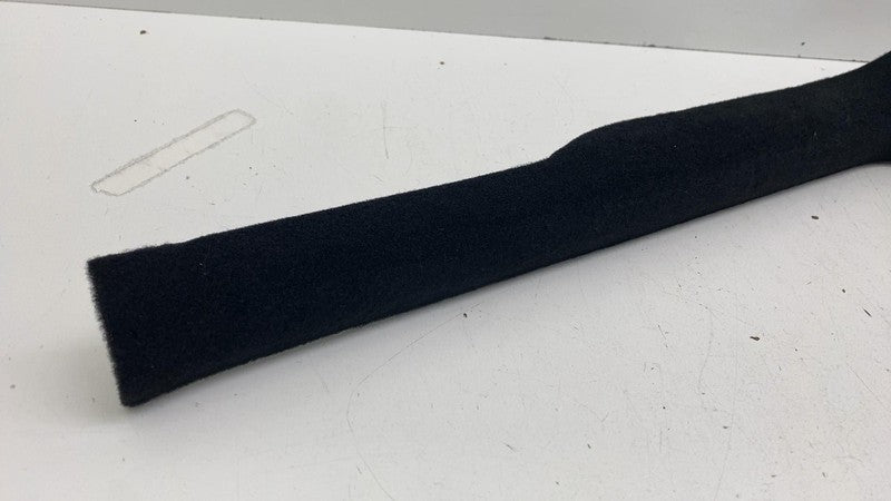 ⭕ 2025-2026 Tesla Model Y Passenger Side  A-Pillar Lower Trim Right 19