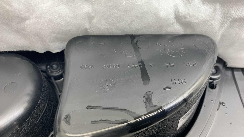 ⭕ 17-25 Chrysler Pacifica Rear Right Trunk Quarter Trim Cover Panel 5S