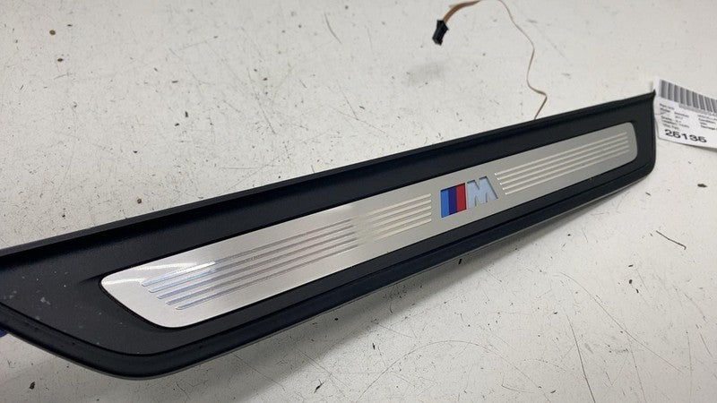 ⭕ 17-20 BMW 540i  Front Left or Right Door Sill Scuff Plate Trim 51478