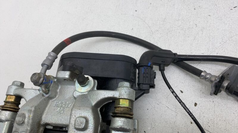 T158247700 2022 2023 2024 Kia EV6 Rear Passenger Side Caliper w/ Brake Hose Line Right RH