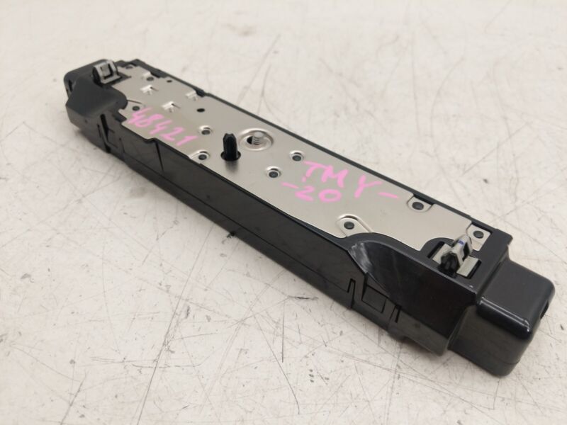 1585601 00 D ⭕ 2017-2023 Tesla Model 3 Y WiFi Bluetooth Antenna Control Module 1585601-99-D