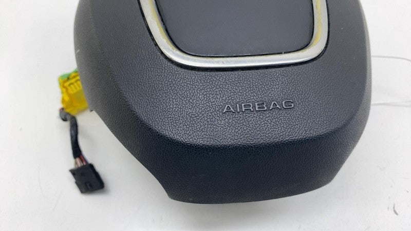 8R0.880.201.A 2009 2010 2011 2012 Audi Q5 Driver Steering Wheel Airbag Air Bag 8R0.880.201.A