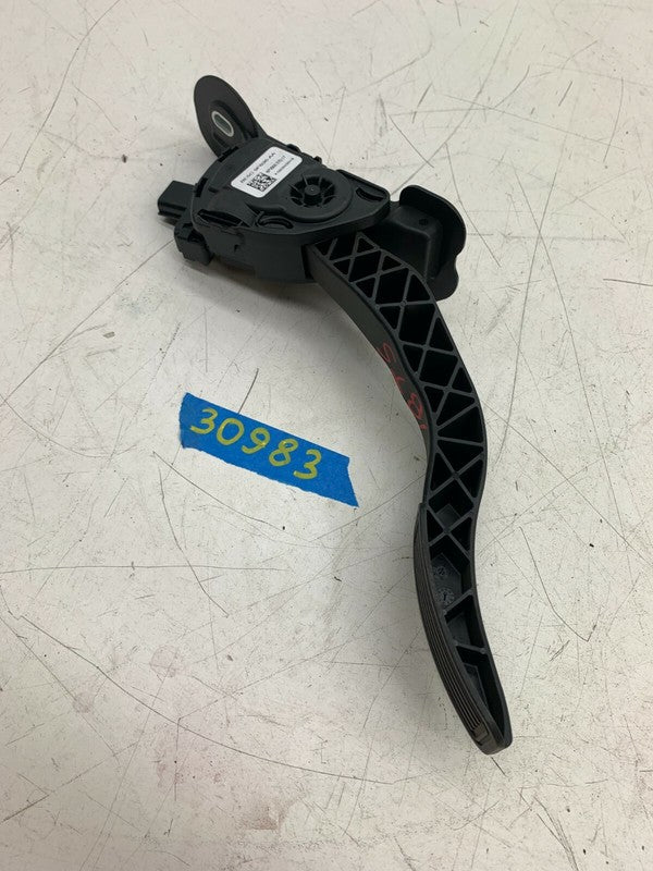 ⭕ 2016-2020 Tesla Model S Accelerator Throttle Pedal Assembly OEM BE5C