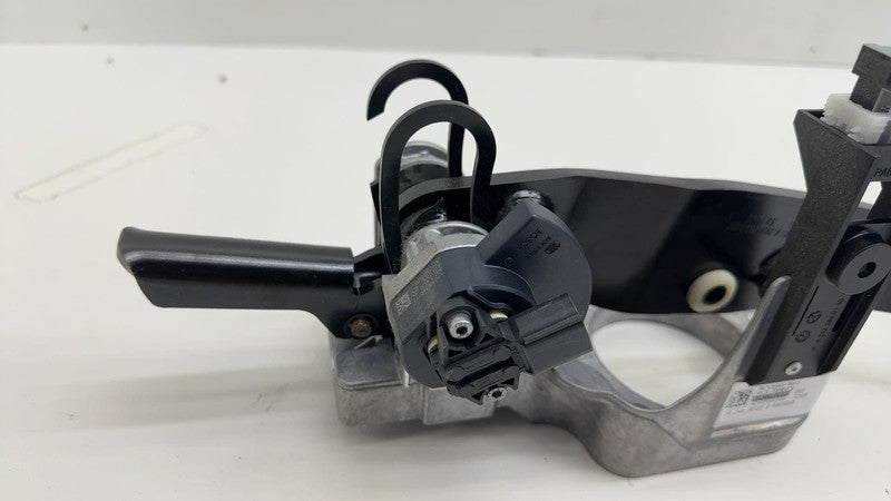 A2422902600 ⭕ 2014-2017 Mercedes-Benz B-Class W242 Front Driver Brake Pedal A2422902600