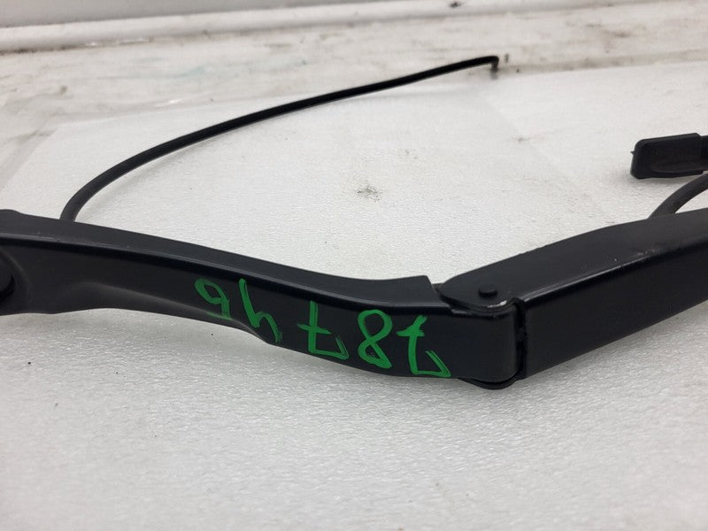 107672800C ⭕ 2017-2022 Tesla Model 3 Front Windshield Wiper Arm & Blade Left 1076728-00-C
