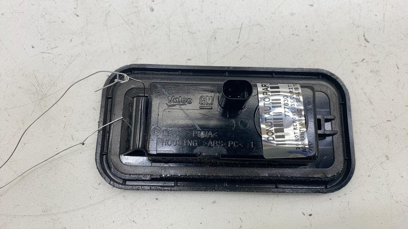 84396982 ⭕ 20-25 Chevrolet Silverado 1500 Rear Right Truck Bed Cargo Light Lamp 84396982