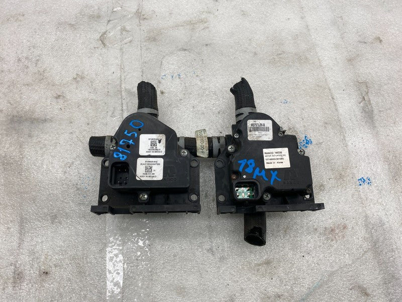 600737000B ⭕16-20 Tesla Model X 3-Way & 4-Way Coolant Valve Motor 6007370-00-B/1064225-00-E