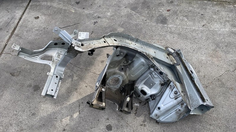 2011-2014 Porsche Cayenne Front Driver Side Structural Apron Cutout Left LH