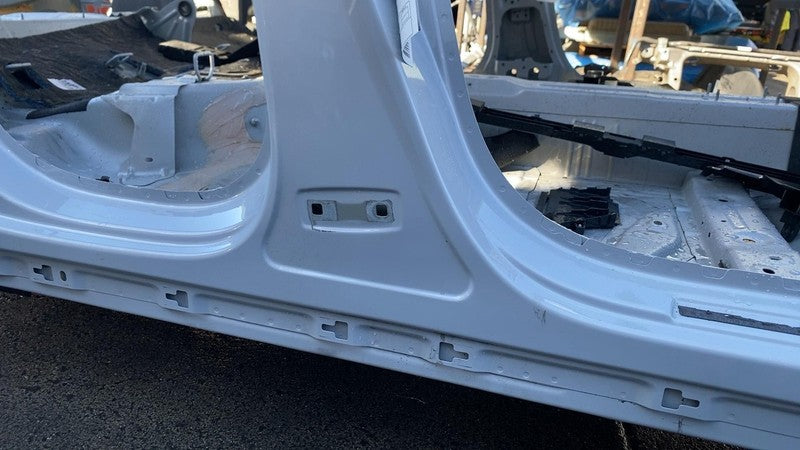 ⭕ 2021-2024 Polestar 2 Passenger B-Pillar Structural Cutout Right RH Silver 729