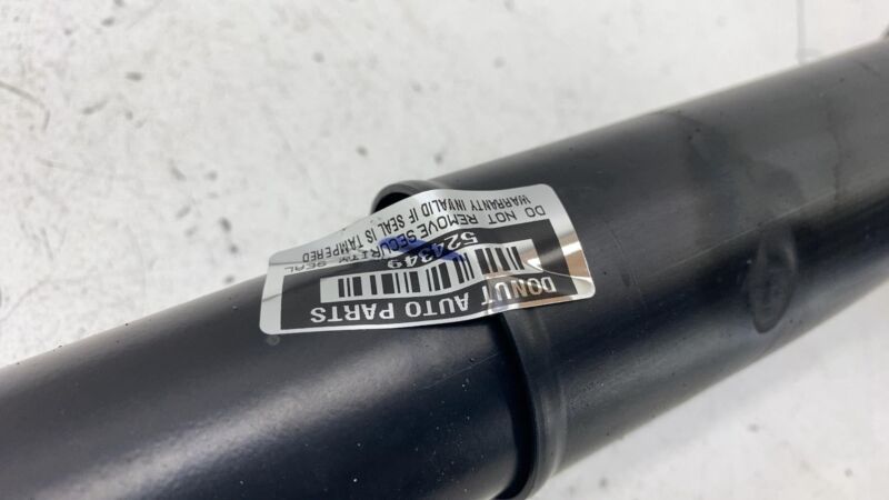 68484078AA ⭕ 17-23 Chrysler Pacifica Rear Suspension Shock Strut Absorber Right 68484078AA
