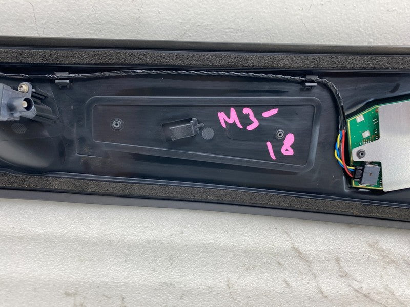 110044100B ⭕17-23 Model 3 Right B-Pillar Applique Glass Trim Molding w/ Camera 1100441-00-B