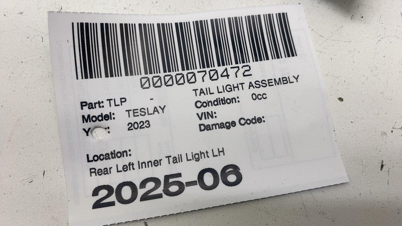 ⭕ 20-24 Tesla Model Y Rear Left Inner Taillight LED Tail Lamp 4-Pin 15